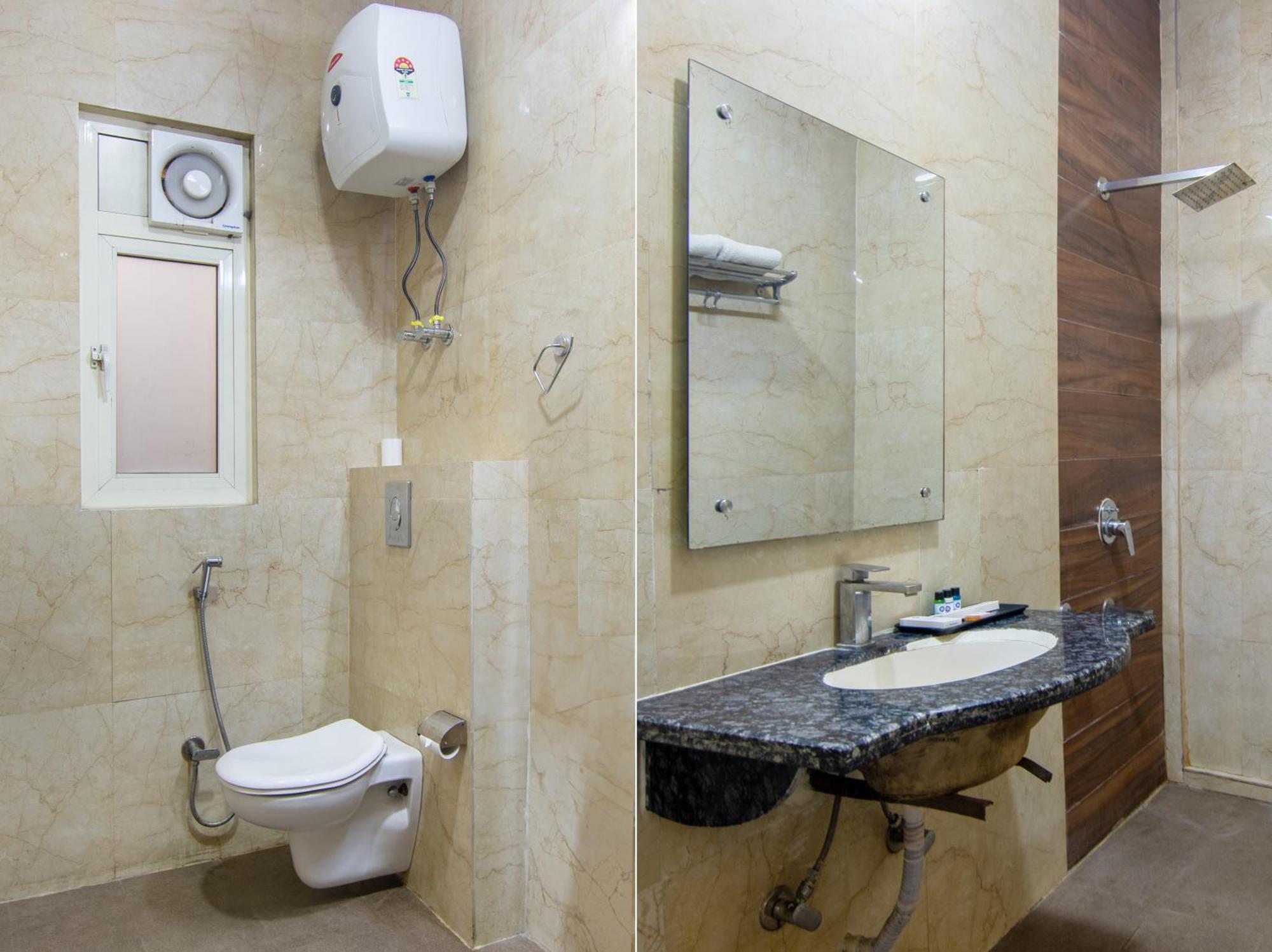 Hotel Lohmod At National Highway 8 - Free Airport Transffer Új-Delhi Kültér fotó
