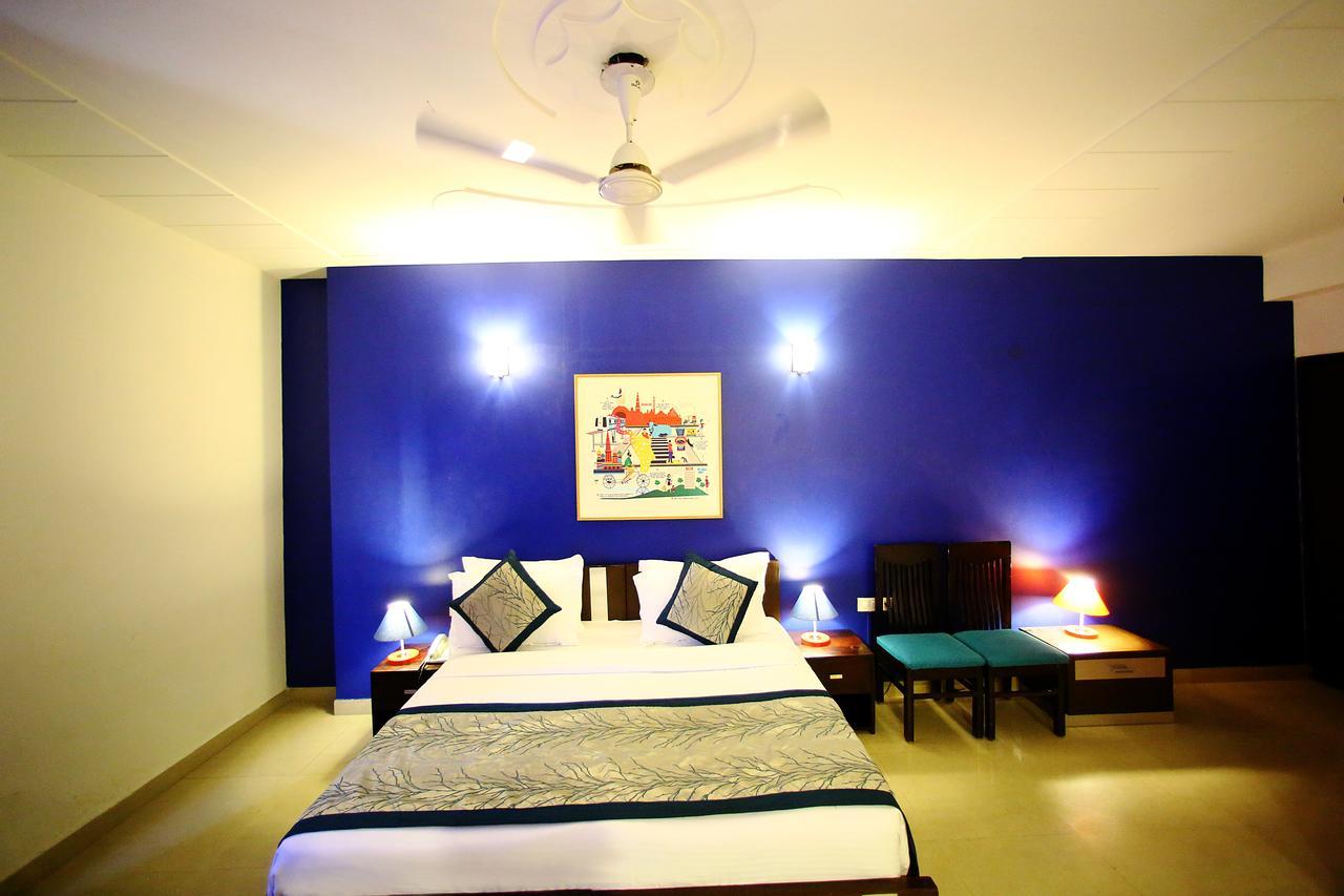 Hotel Lohmod At National Highway 8 - Free Airport Transffer Új-Delhi Kültér fotó