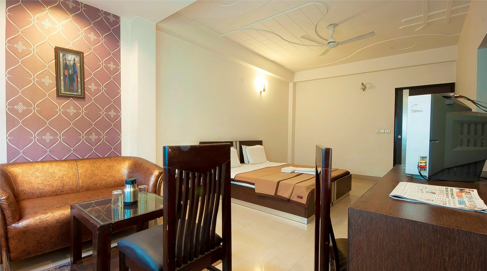 Hotel Lohmod At National Highway 8 - Free Airport Transffer Új-Delhi Kültér fotó