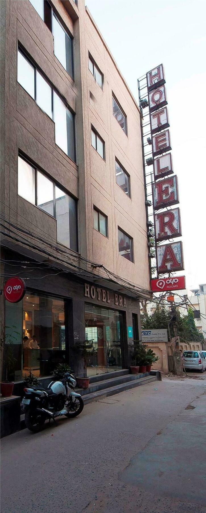 Hotel Lohmod At National Highway 8 - Free Airport Transffer Új-Delhi Kültér fotó